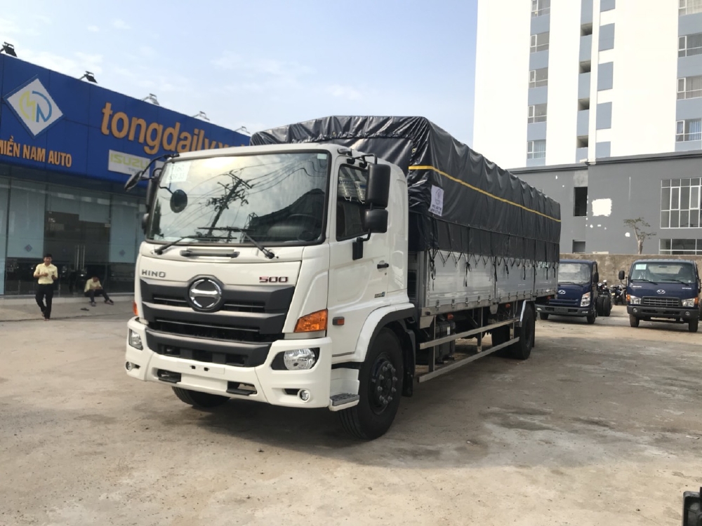 Xe tải HINO 2019 FG tải 8 tấn thùng mui bạt bửng nhôm dài 8.9m - Trả Góp