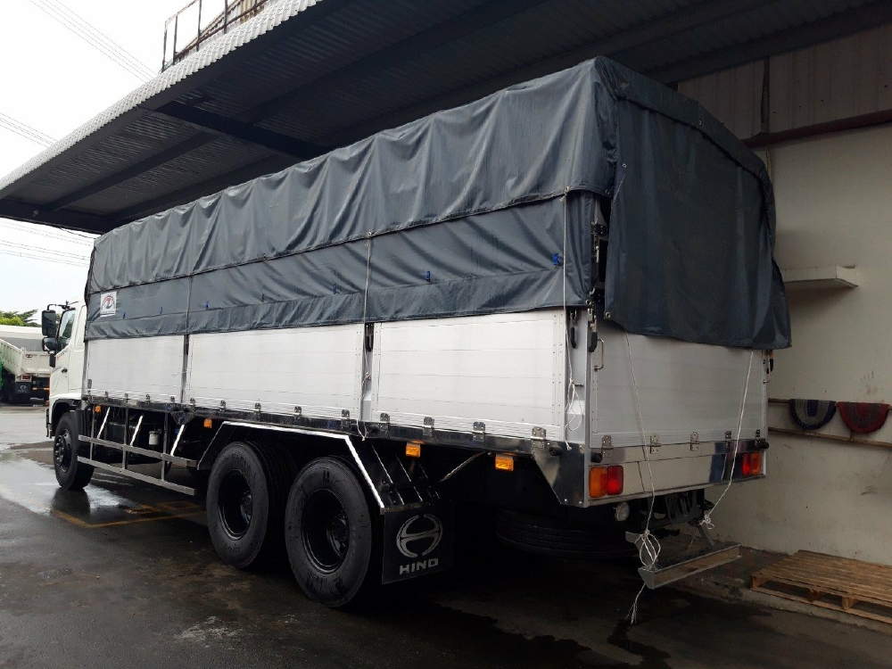 Xe tải HINO FL 3 chân 2017 (GA CƠ) thùng mui bạt bửng nhôm tải 15 tấn - Trả Góp