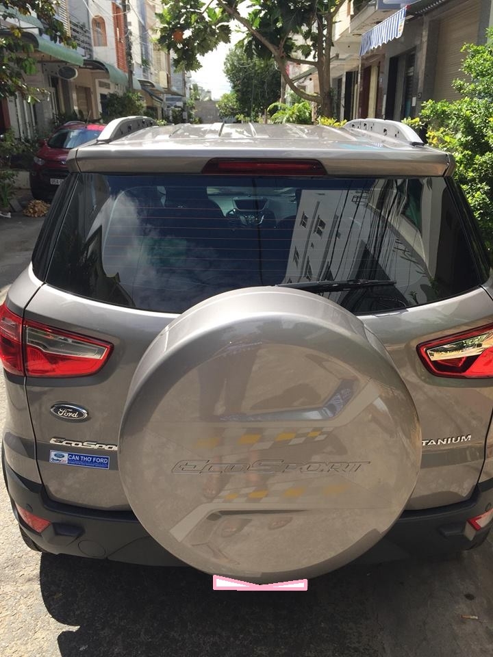 Cần bán xe Ford EcoSport Titanium 2018 số tự động màu xám
