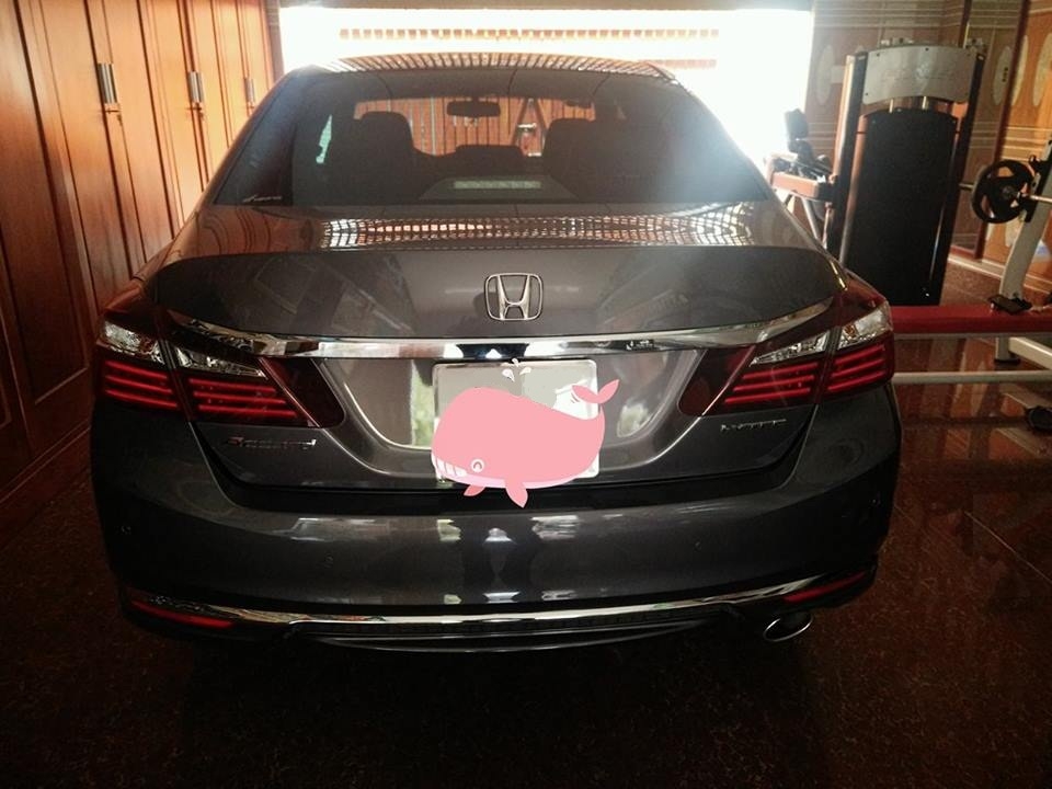 Honda Accord 2018, số tự động, màu xám