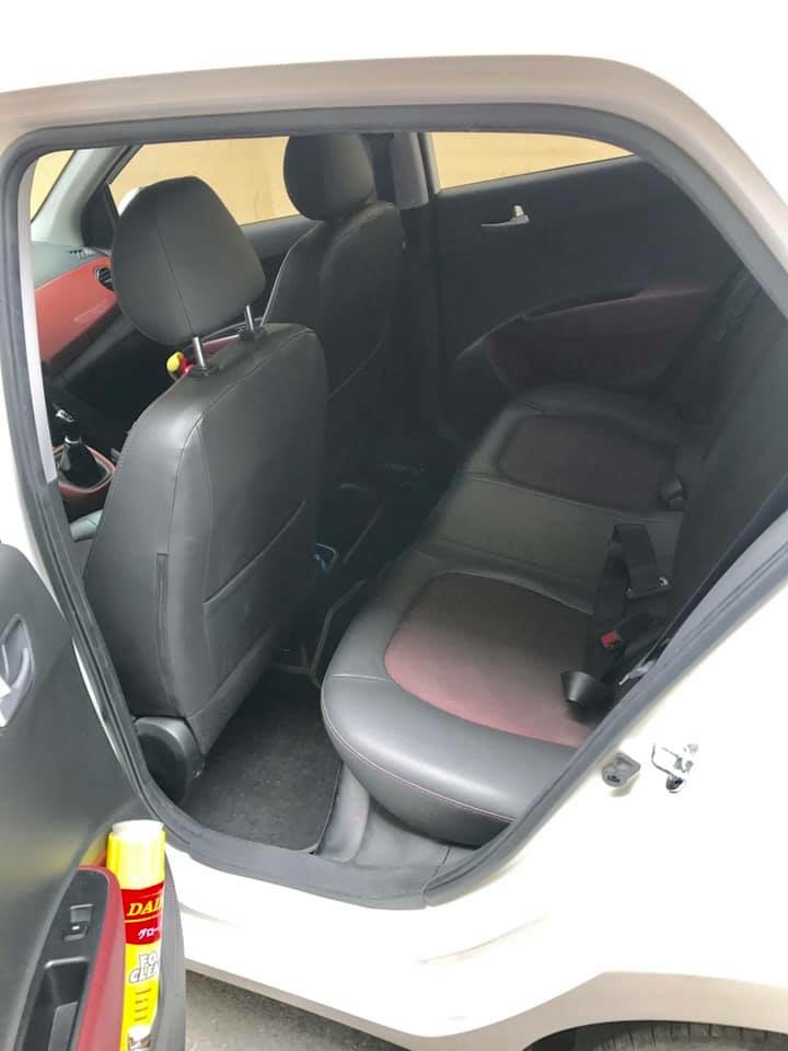 bán xe Hyundai I10...2019 mt bảng 1.25 Hatbach màu trắng full đồ