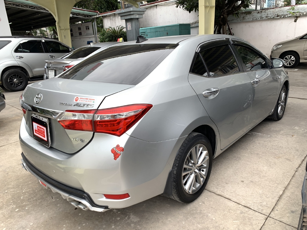 Bán Altis 1.8G số tự động, sx 2015 đăng ký 2016 màu bạc, Xe XHĐ . Ngân hàng hỗ trợ 70%