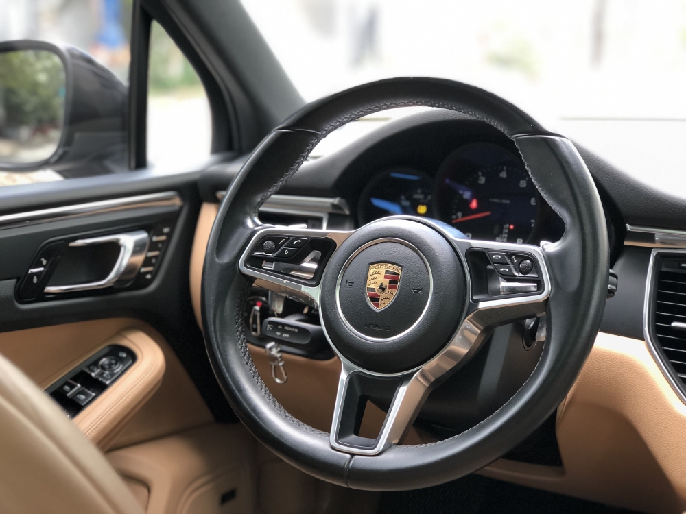 Cần Bán xe Porsche Macan S, đời 2017, màu Đen, nhập khẩu Đức!