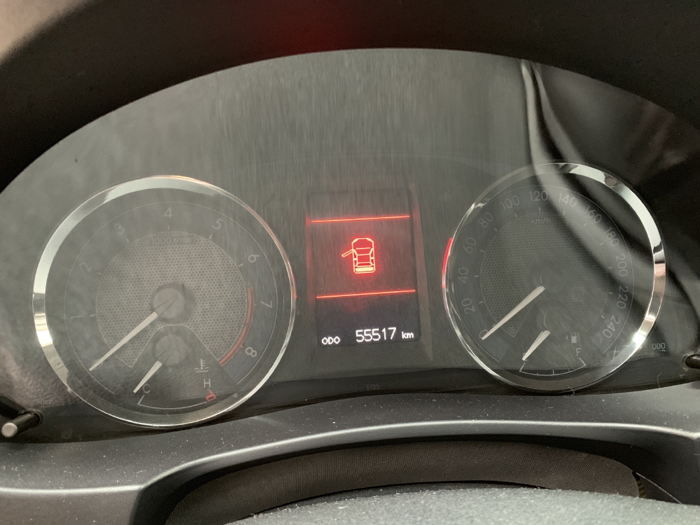 Bán Altis 1.8G số tự động, sx 2015 đăng ký 2016 màu bạc, Xe XHĐ . Ngân hàng hỗ trợ 70%