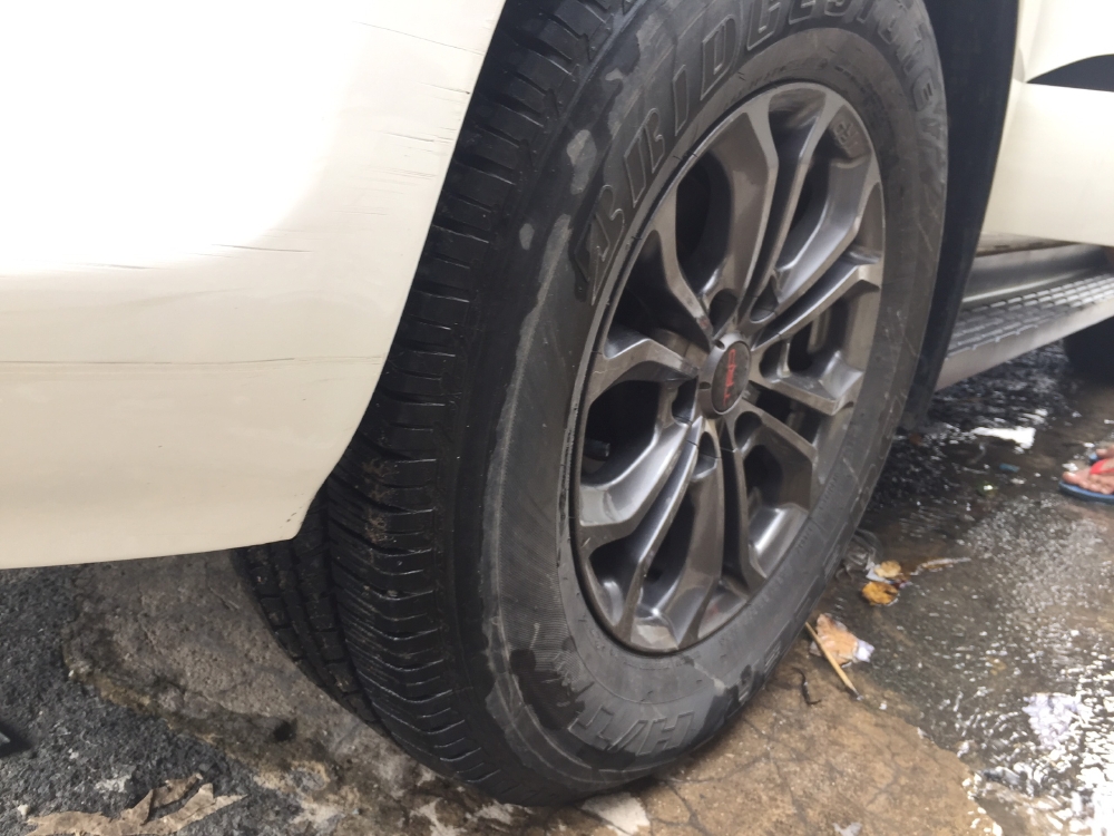 Bán xe Toyota Fortuner TRD 2.7V (4x2), Model 2016, màu Trắng!!
