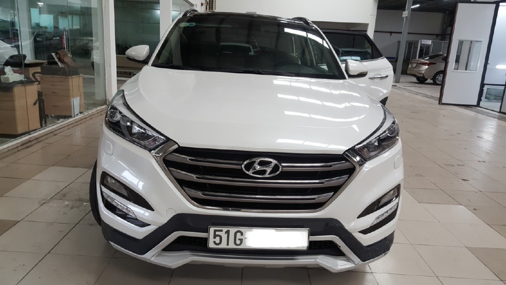Bán Tucson ATH 2018, màu trắng, đúng chất, biển TP, giá TL, hổ trợ góp