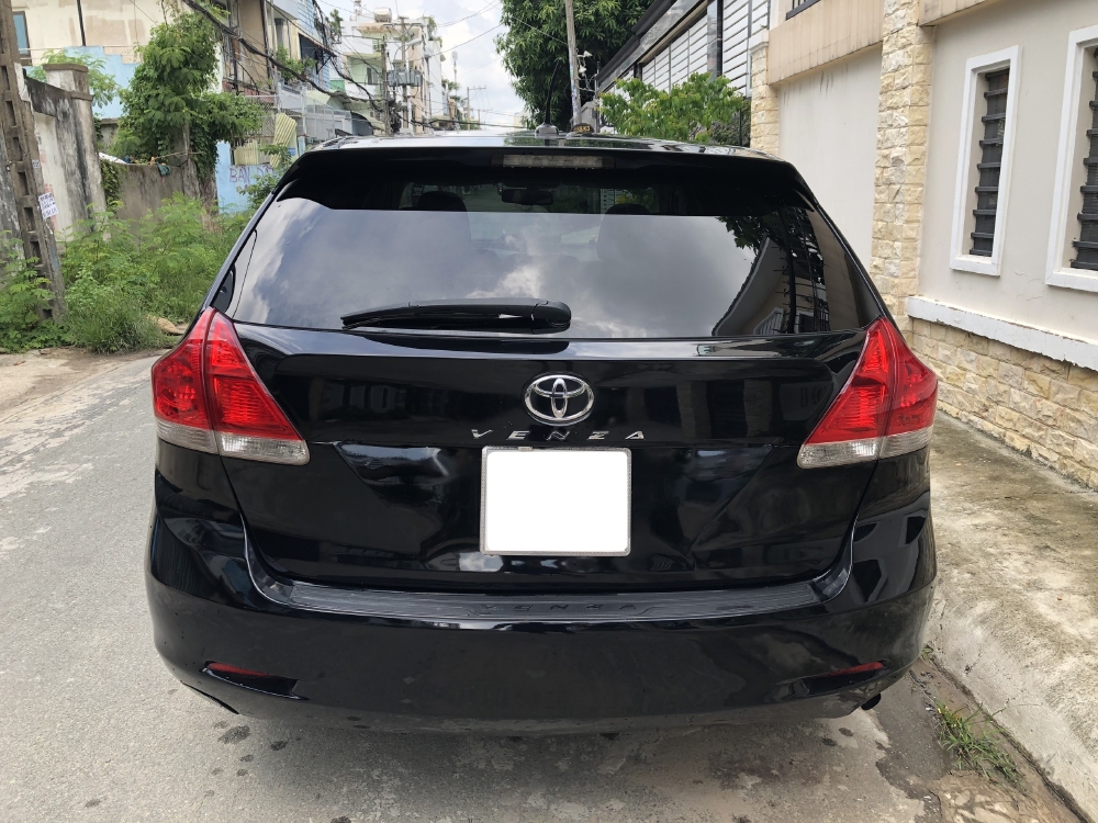 Cần Bán xe Toyota Venza 2.7, Mode 2010, màu Đen, nhập Mỹ!!