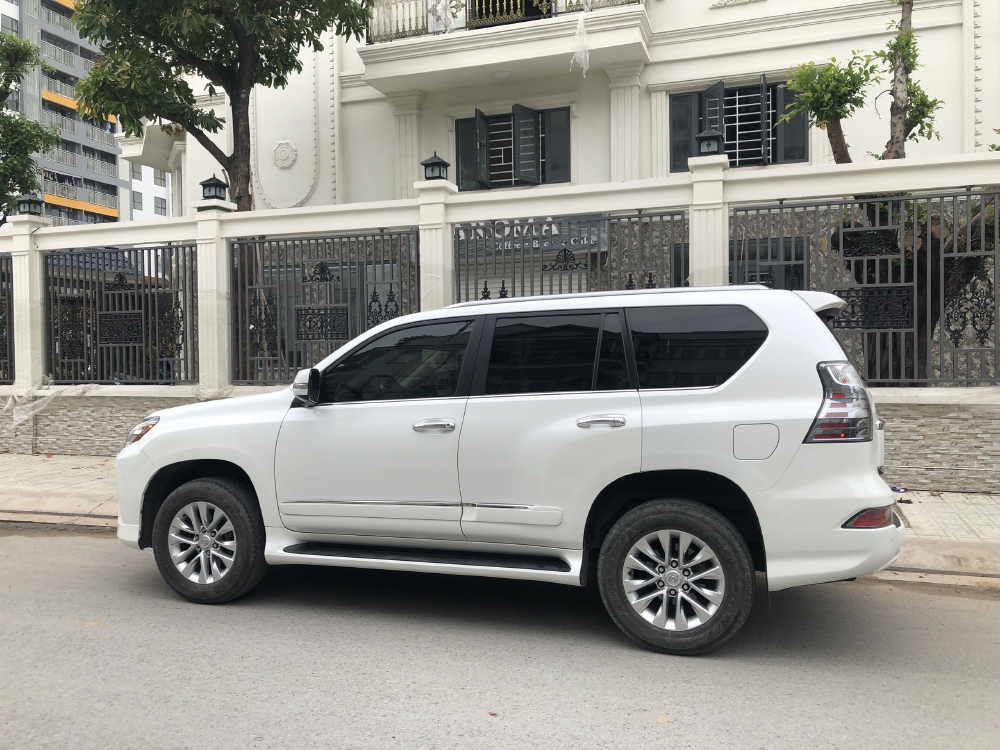 Cần Bán xe Lexus GX460 V8, model 2016, nhập Mỹ!!
