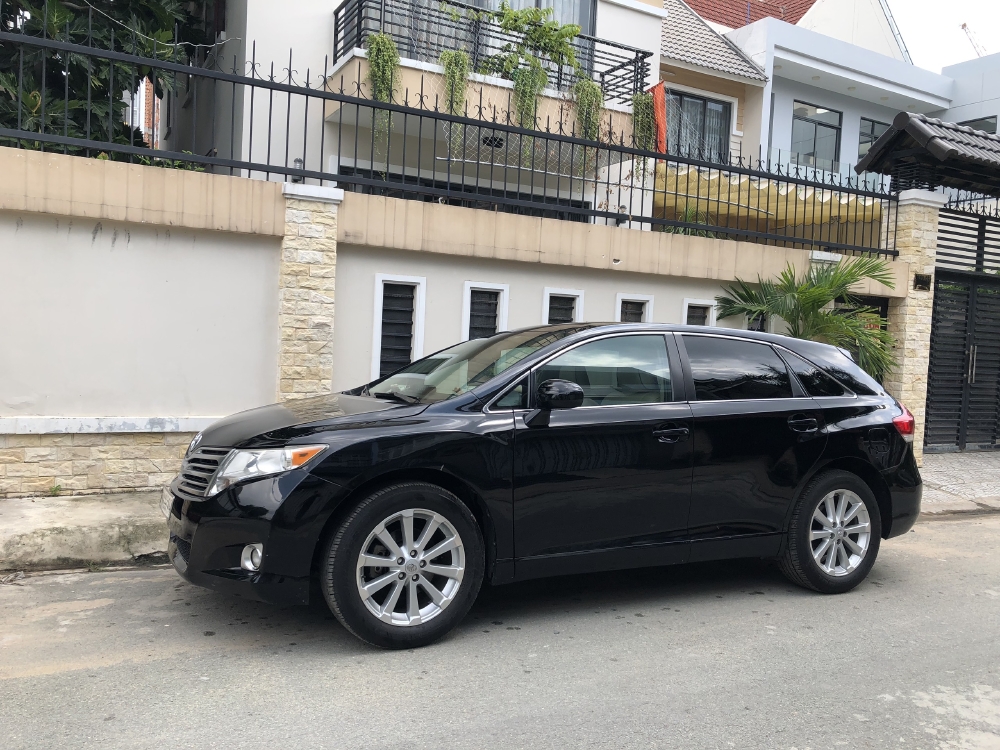 Cần Bán xe Toyota Venza 2.7, Mode 2010, màu Đen, nhập Mỹ!!