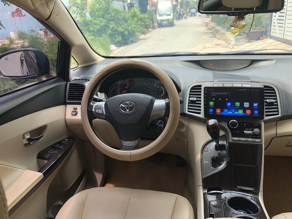 Bán xe Toyota Venza 2.7, đời 2010, nhập Mỹ, Đồ chơi 100 Triệu!!