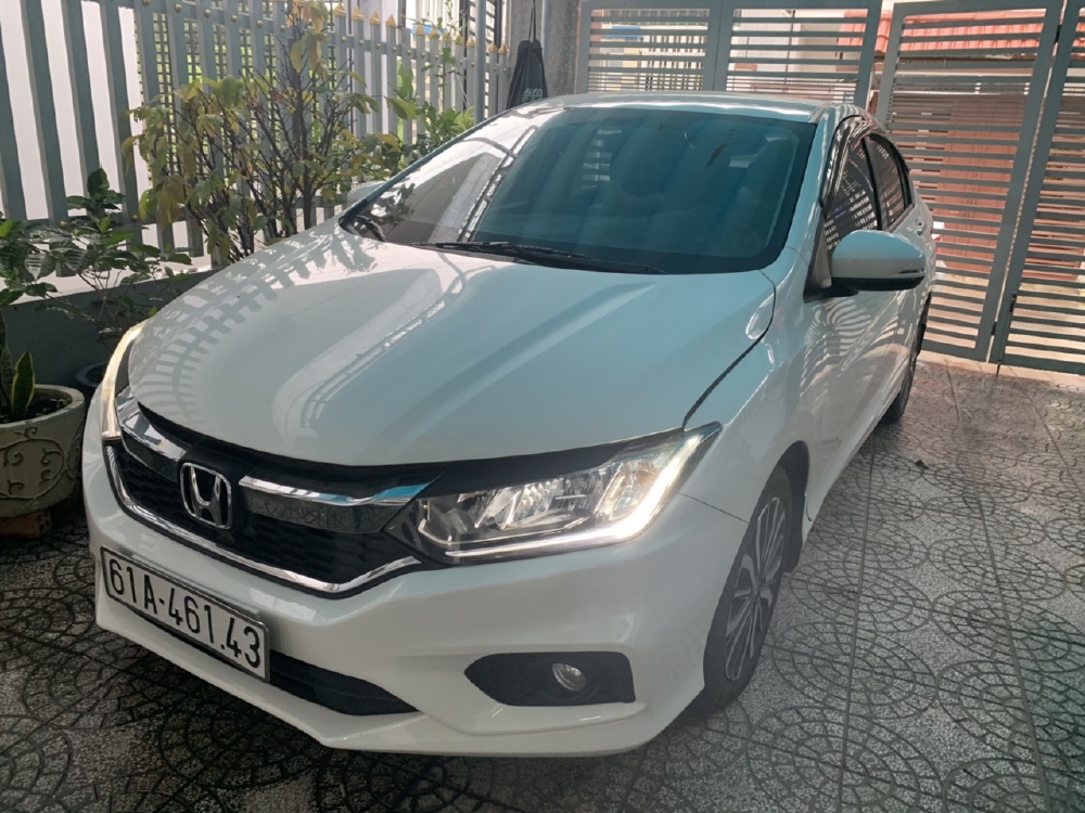 Bán City 1.5CVT 2018, màu trắng, đúng chất, giá TL, hổ trợ góp
