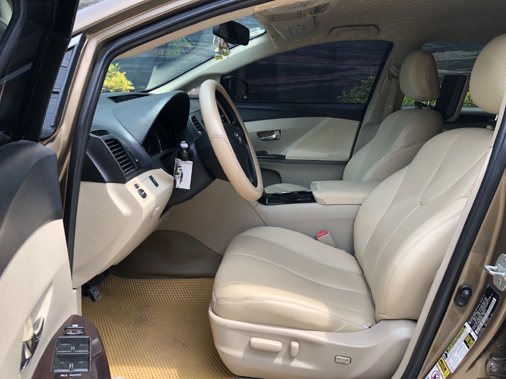 Bán xe Toyota Venza 2.7, đời 2010, nhập Mỹ, Đồ chơi 100 Triệu!!
