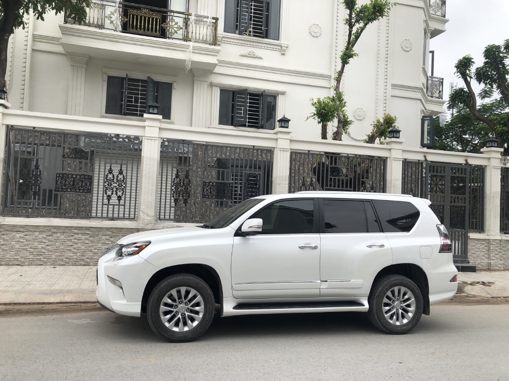 Cần Bán xe Lexus GX460 V8, model 2016, nhập Mỹ!!