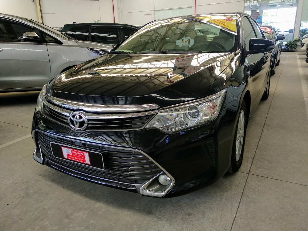 Bán Camry 2.0E cuối 2015 bao đẹp, bao giá cực tốt cho anh em nào thiện chí nhé