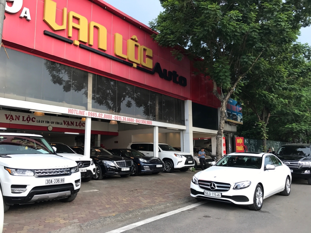 E250 2016 trắng