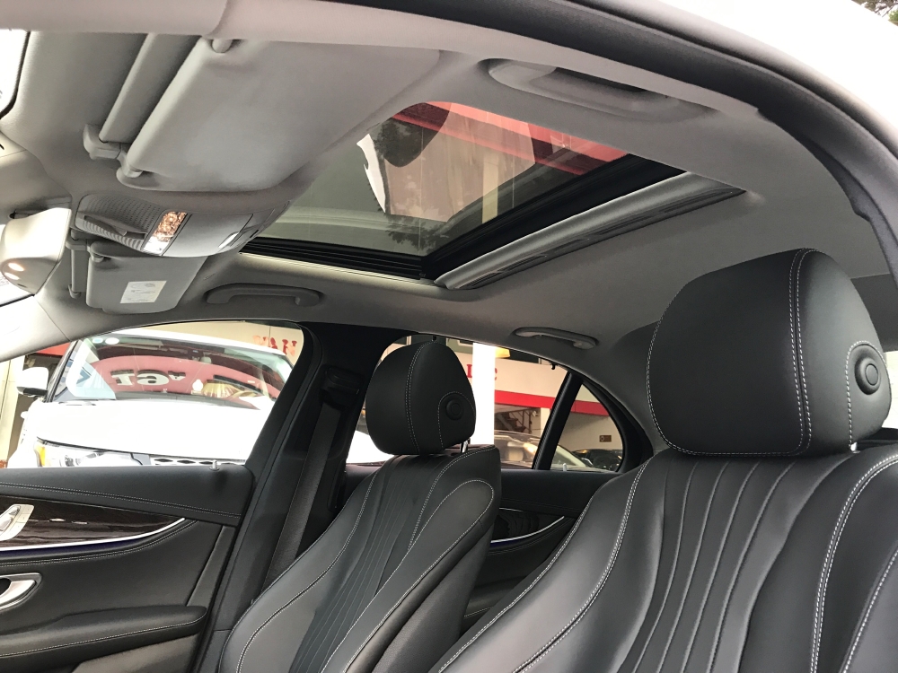 E250 2016 trắng