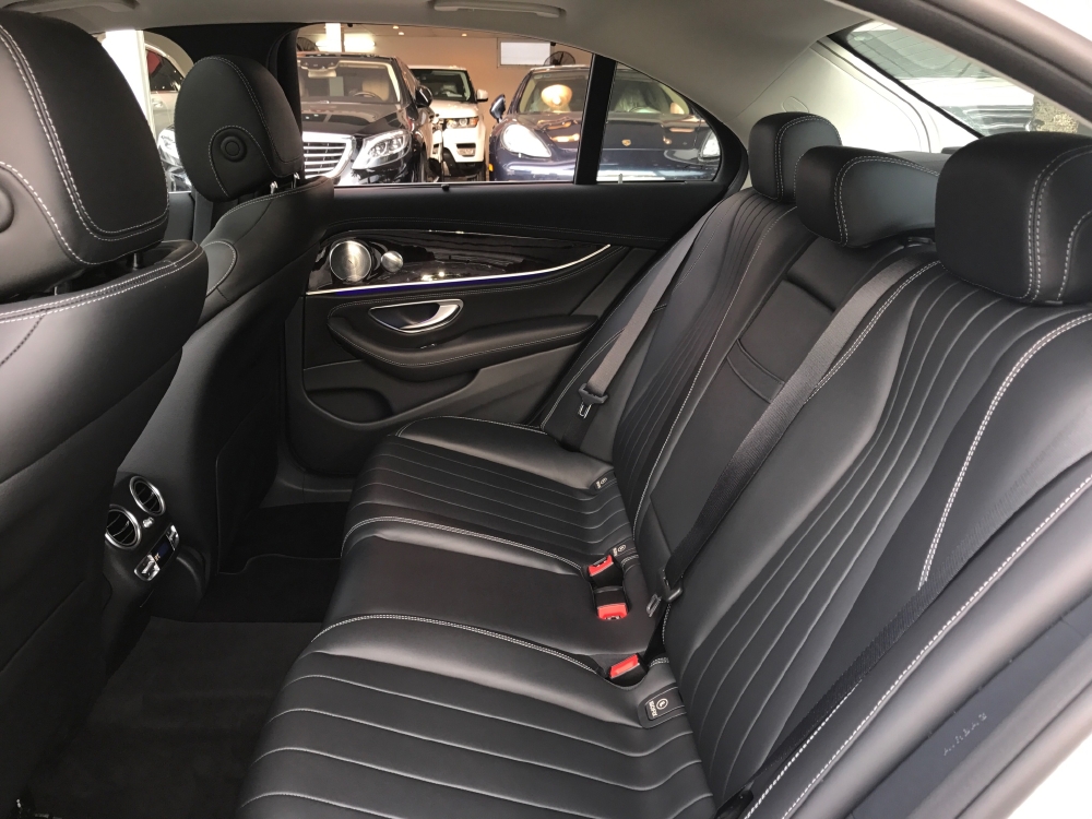 E250 2016 trắng