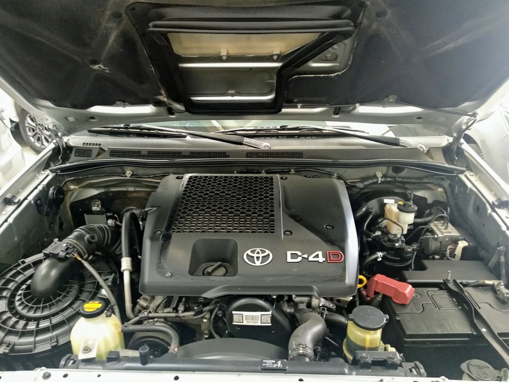 Fortuner G 2.5 Máy Dầu 2015 bao giá tốt cho anh em