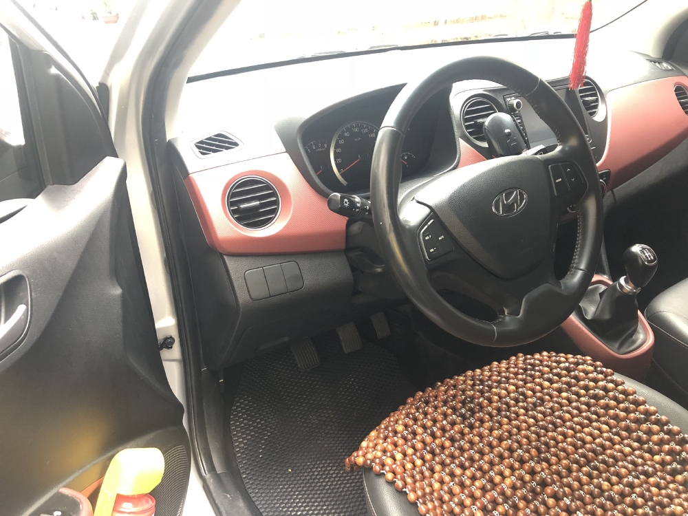 Bán Hyundai I10 số sàn 2019 bản cao cấp model mối nhất.