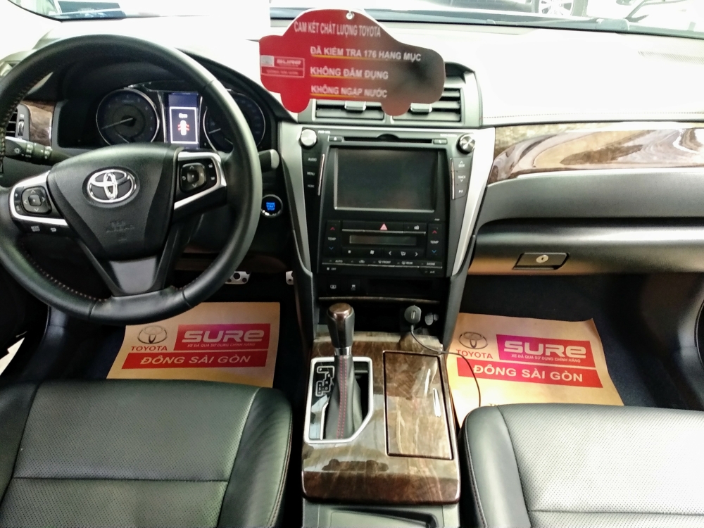 Camry 2.5Q cuối 2016 xe đẹp, giá tốt, ưu đãi lớn....