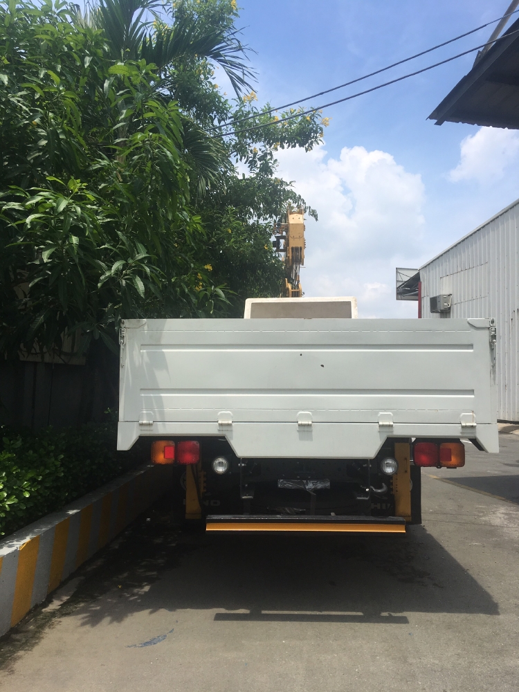 Hino FG8JP7A Thùng lững gắn cẩu SCS525