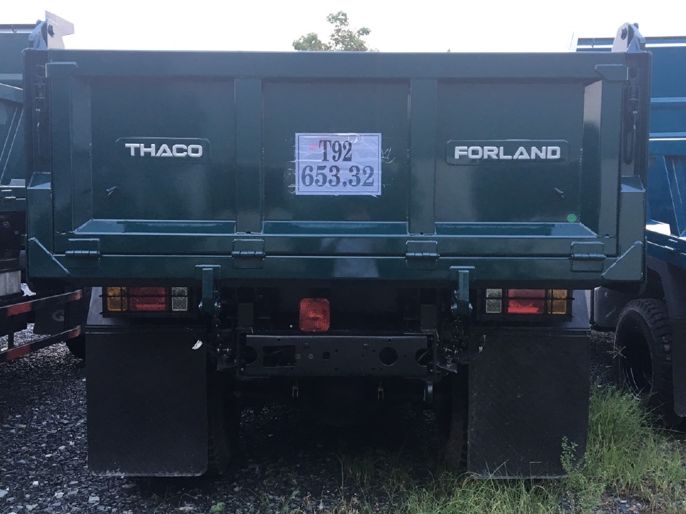 Xe Ben 4,1 Khối Tải Trọng 4.9 tấn 2019 Thaco Forland FD500.E4