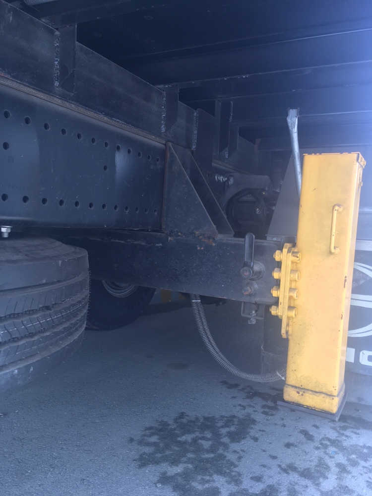 Hino FG8JP7A Thùng lững gắn cẩu SCS525