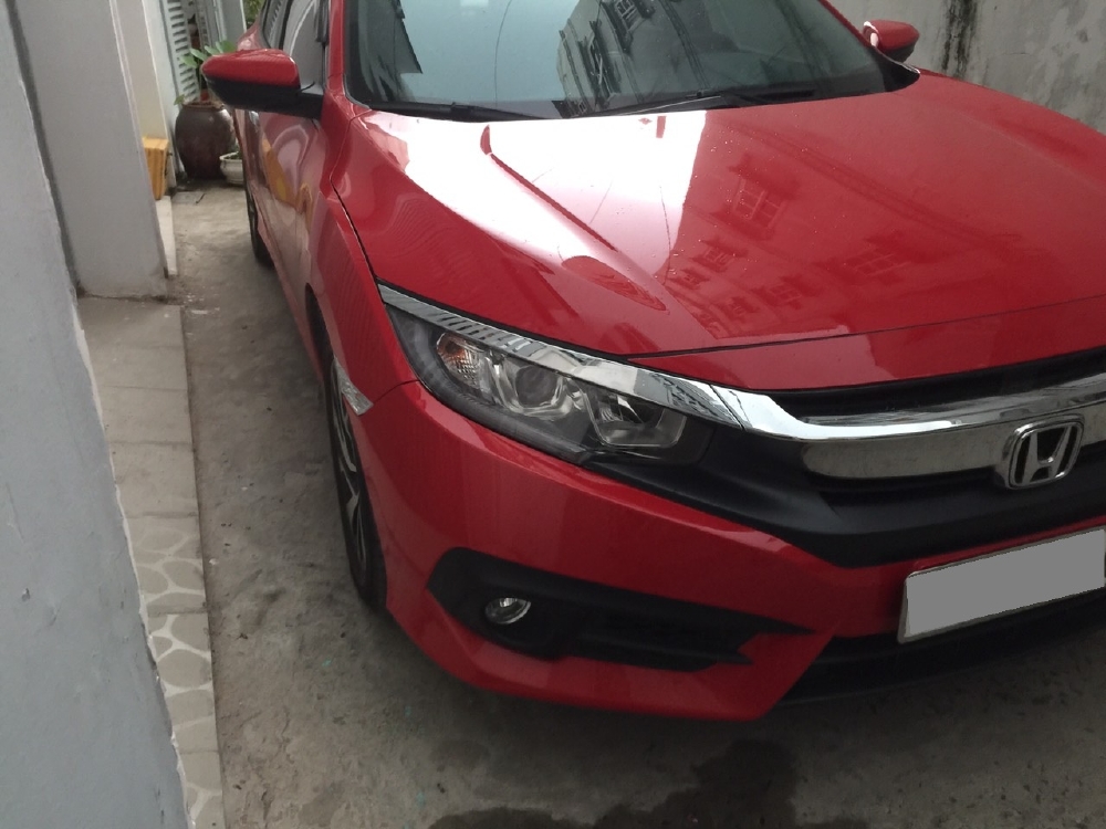Bán Honda Civic 2018 tự động bảng 1.8 màu đỏ