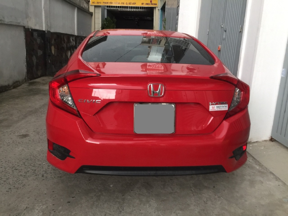 Bán Honda Civic 2018 tự động bảng 1.8 màu đỏ
