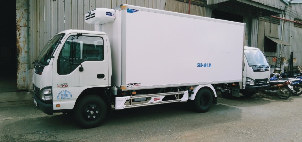xe đông lạnh isuzu 2t9 qkr270 đời 2019