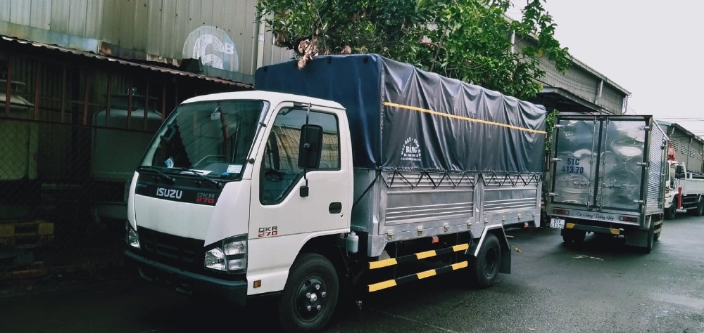xe tải isuzu 2t9 thùng bạt đời 2019