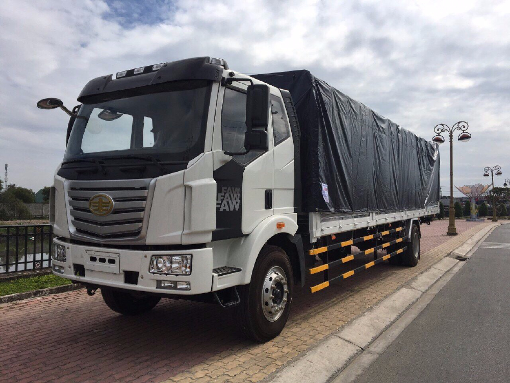 xe tải faw 7.2 tấn thùng 9m7 thùng 49 khối .