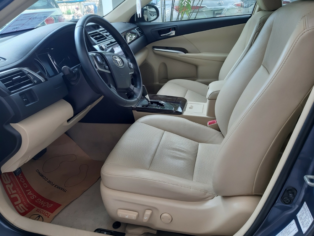 Bán Toyota Camry 2.0E đời 2015, Xe đẹp Giá thương lượng