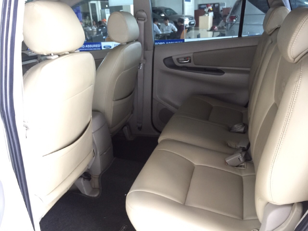 INNOVA 2.0E, SỐ SÀN, XE GIA ĐÌNH, BẢO HÀNH HÃNG