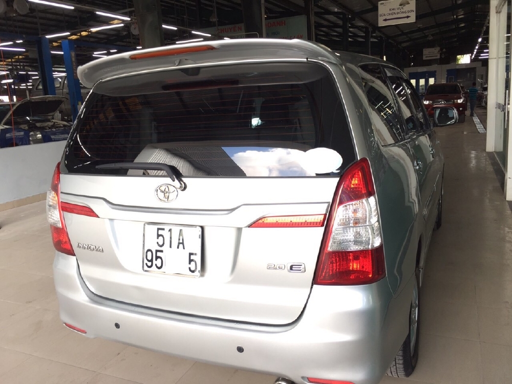 INNOVA 2.0E, SỐ SÀN, XE GIA ĐÌNH, BẢO HÀNH HÃNG