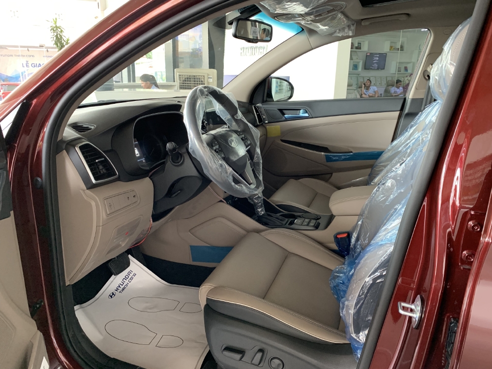 Hyundai Tucson 2.0AT Đặc Biệt 2019
