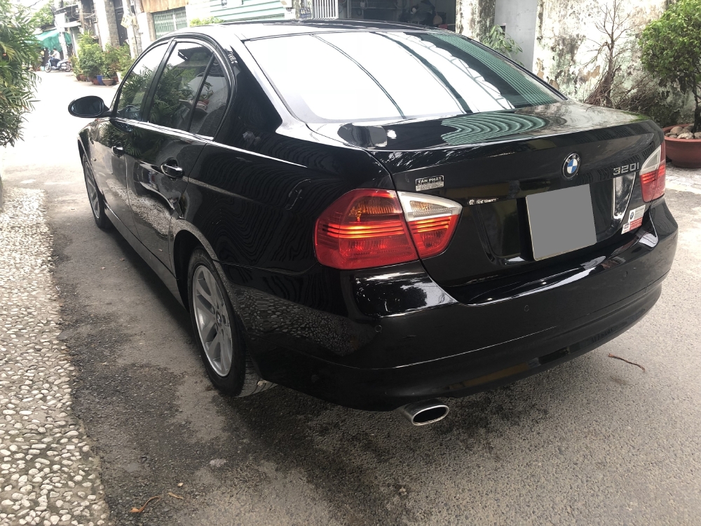 Bán BMW 320I 2008 tự động màu đen sang trọng cực kỳ.