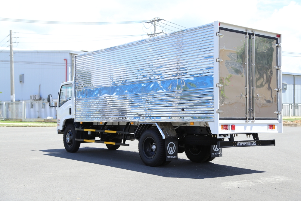 Xe tải ISUZU VM FN129L4 EURO 4 tải 8.2 tấn thùng kín dài 7m- Trả Góp