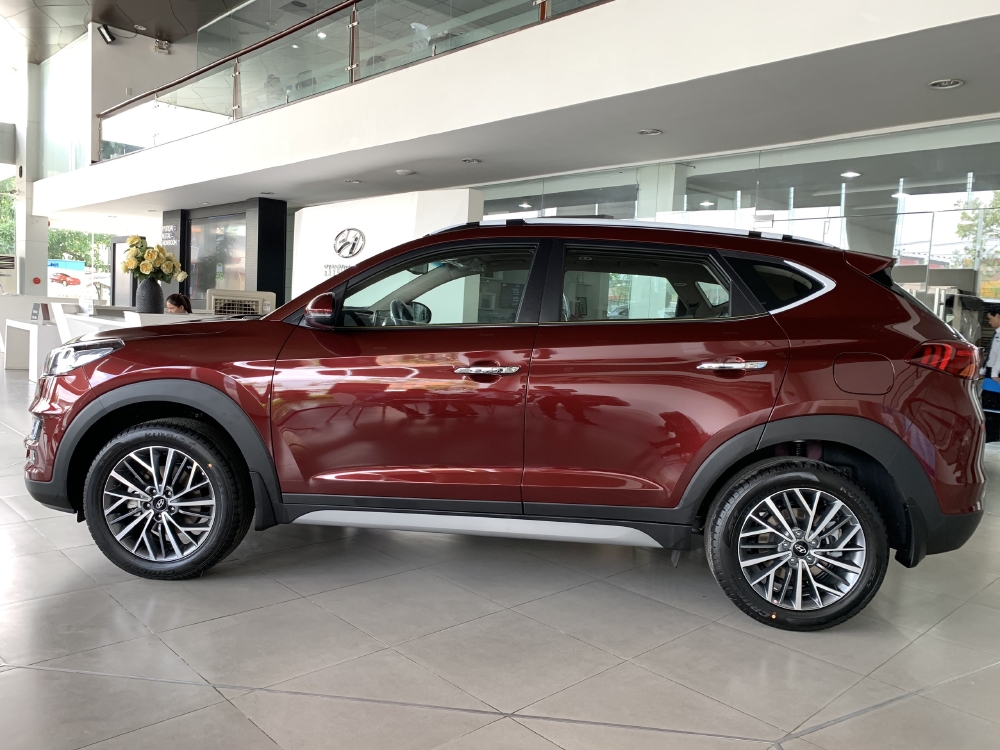 Hyundai Tucson 2.0AT Đặc Biệt 2019