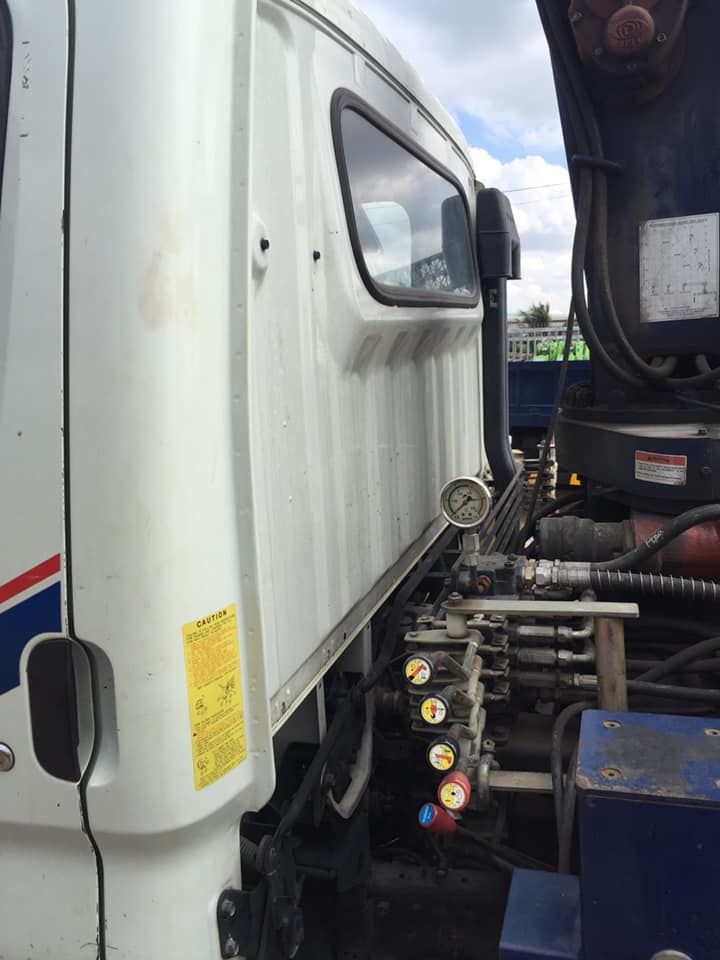 bán hyundai hd 650 đời 2017 cẩu 3t