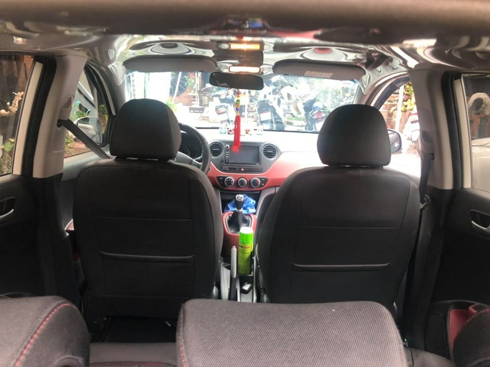 Gia đình cần bán xe I10 Hatbach, sản xuất 2019, số sàn bản 1.25