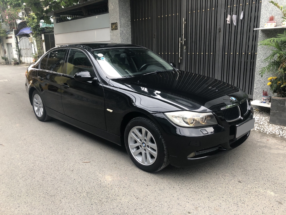 Bán BMW 320I 2008 tự động màu đen sang trọng cực kỳ.