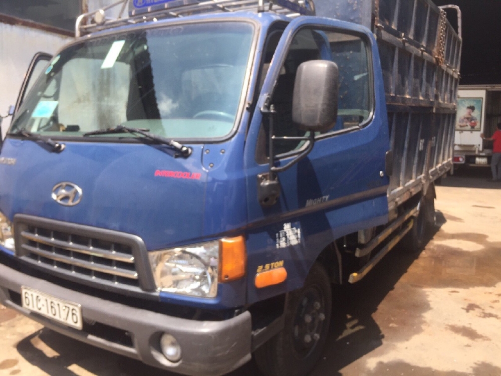bán xe tải hyundai hd 65 tải 2t4 thùng cao 2m4