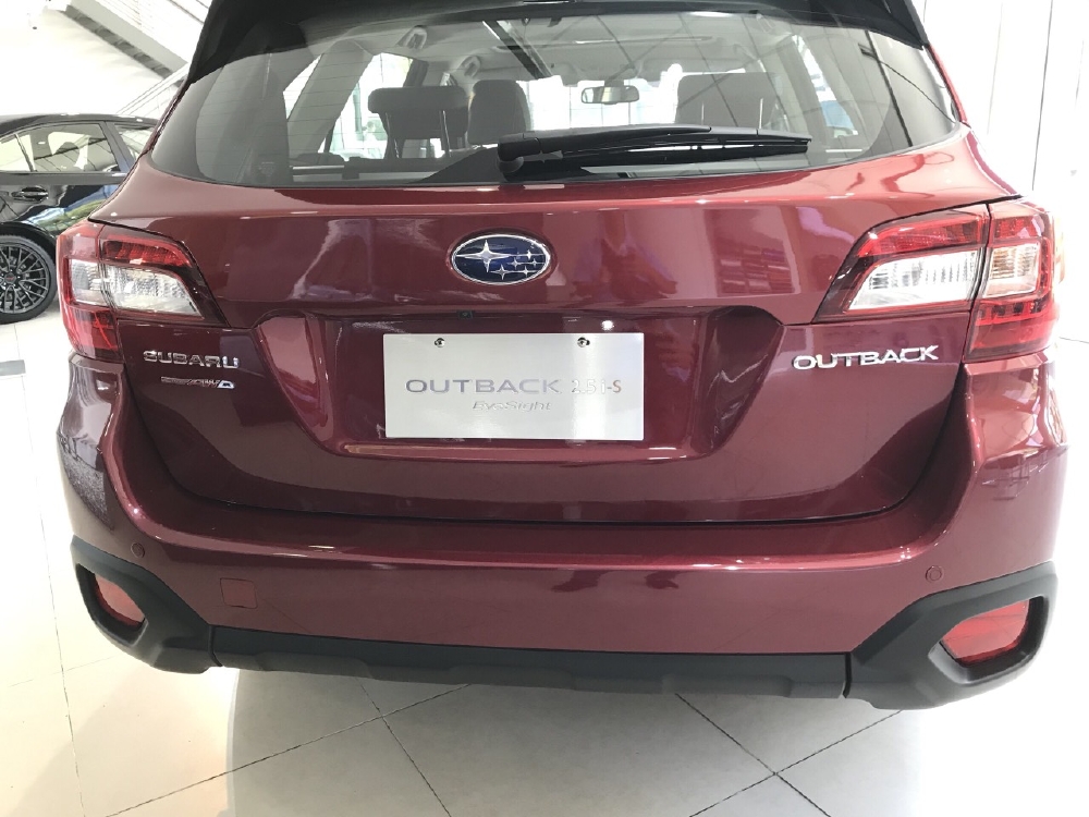 Xe	Subaru Outback 2.5i-S	2018