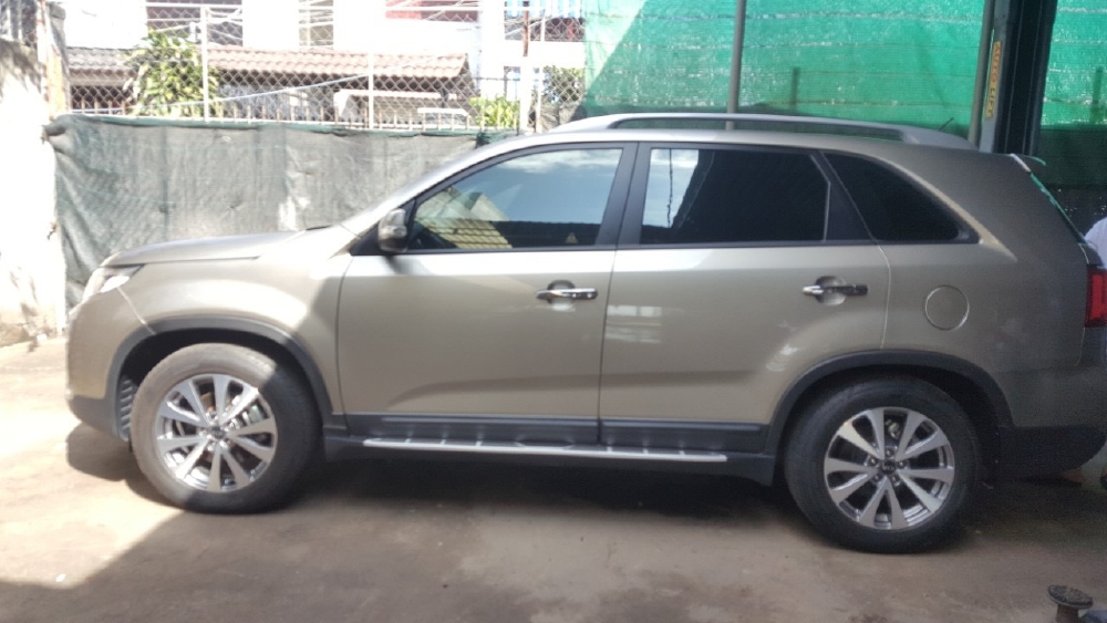 Bán Sorento GATH 2015, màu vàng cát, đúng chất, giá TL , hổ trợ góp