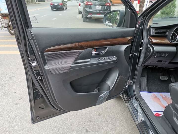 Xe Suzuki Ertiga 2019 - Xe có sẵn, giao ngay