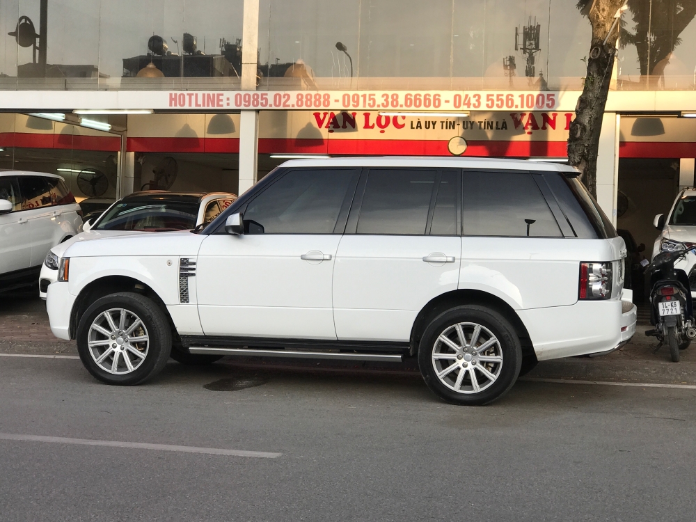 Land Rover HSE 2009 trắng