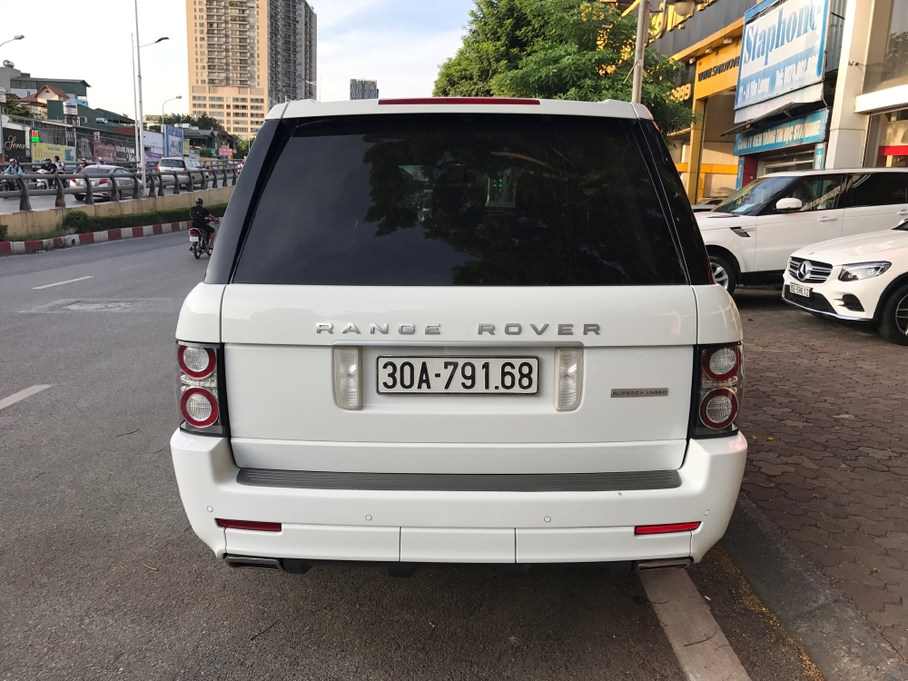 Land Rover HSE 2009 trắng