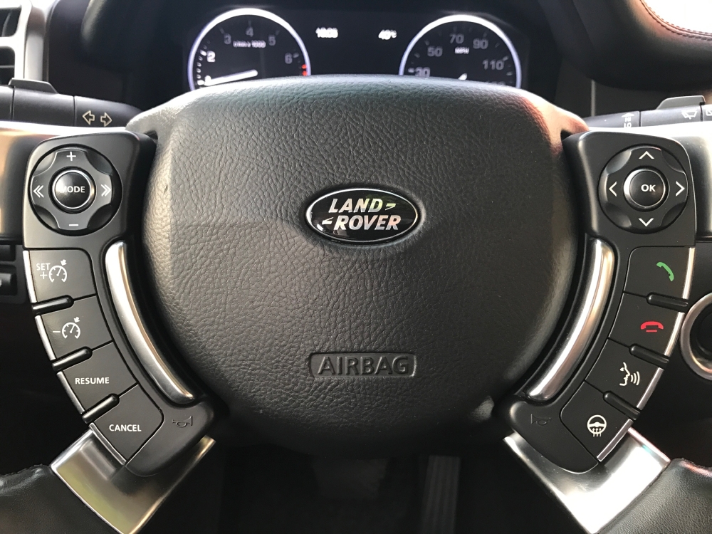 Land Rover HSE 2009 trắng