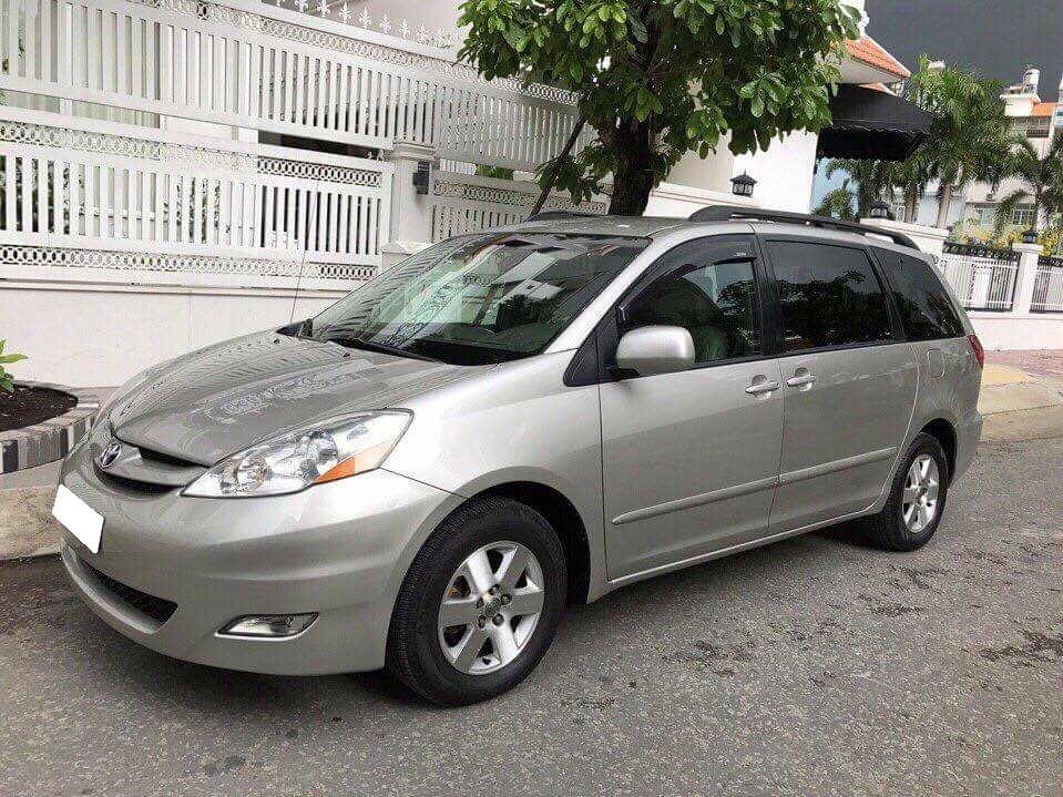 Lên đời cần bán lại xe Sienna 2009 LE nhập mỹ hai cữa điện